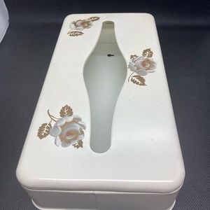Vintage tissue holder